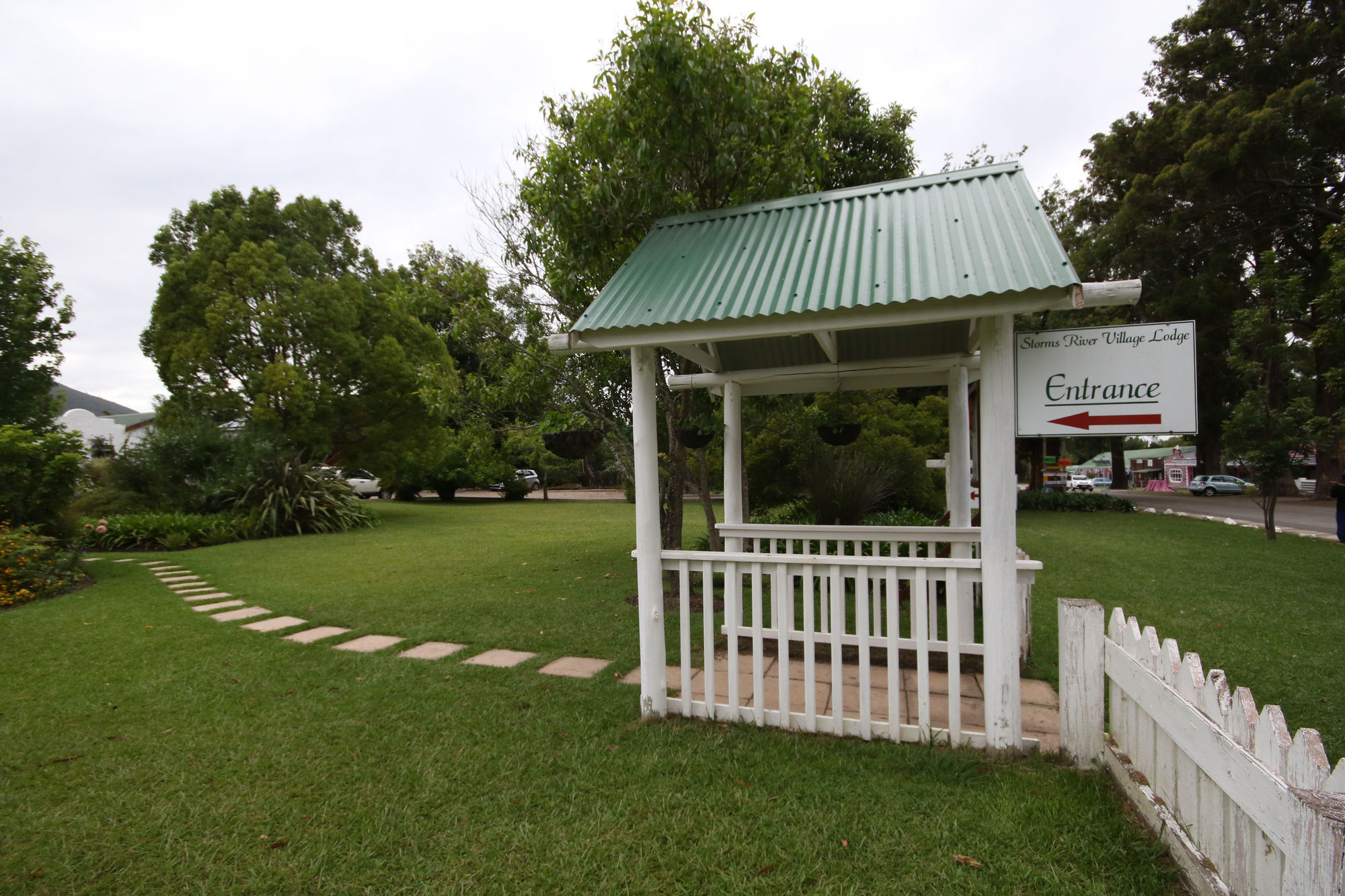 The Village Lodge Stormsrivier Exterior photo